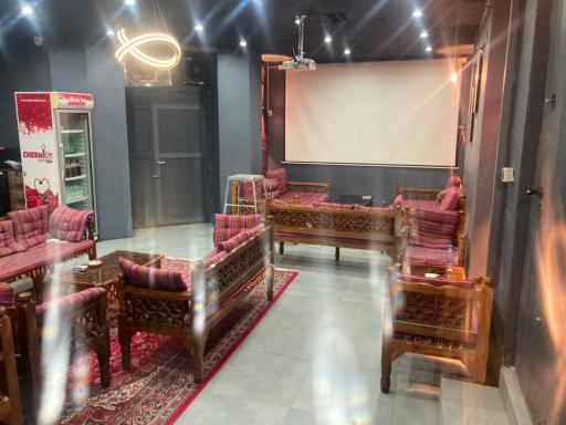 عکس کافه راوی