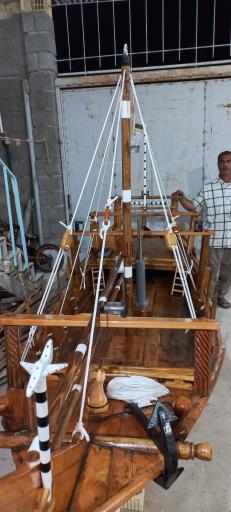 عکس کارگاه نجاری رضوان
