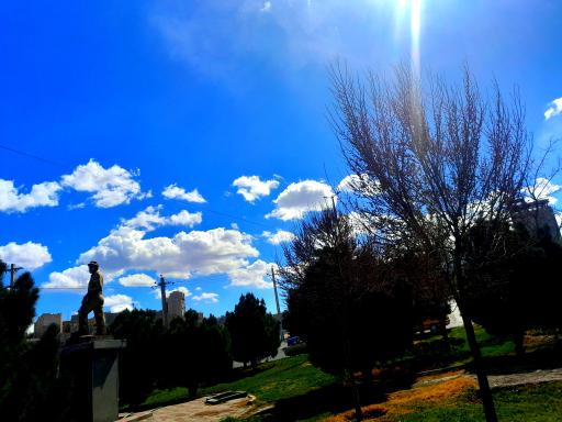 عکس میدان اندیشه