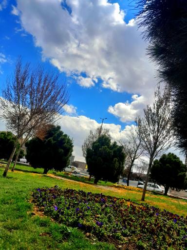 عکس میدان اندیشه