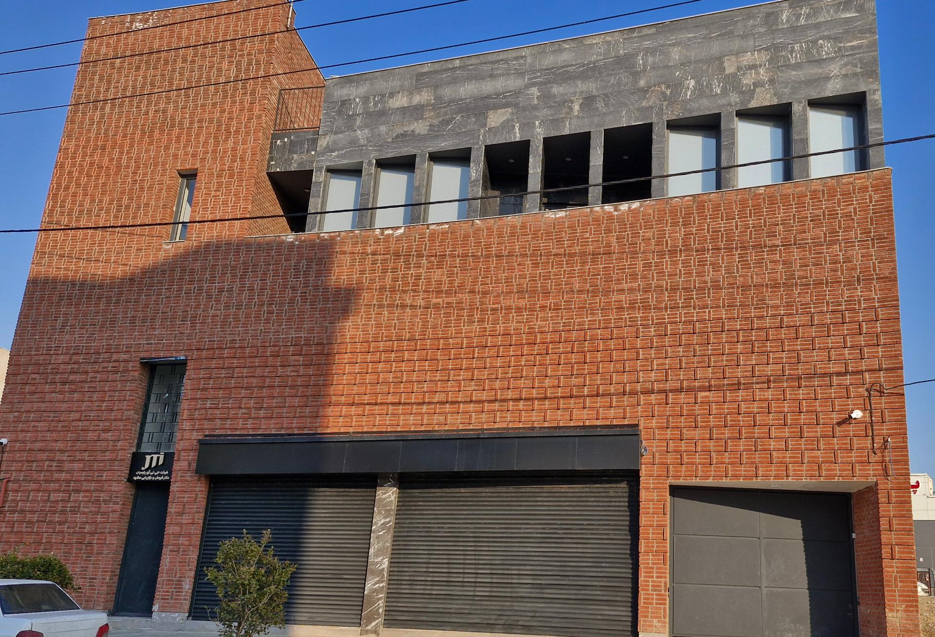 عکس جی تی آی پارسیان (دفتر شرق مشهد)