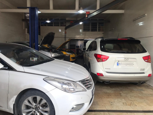 عکس خدمات خودرویی تاپ تیونینگ