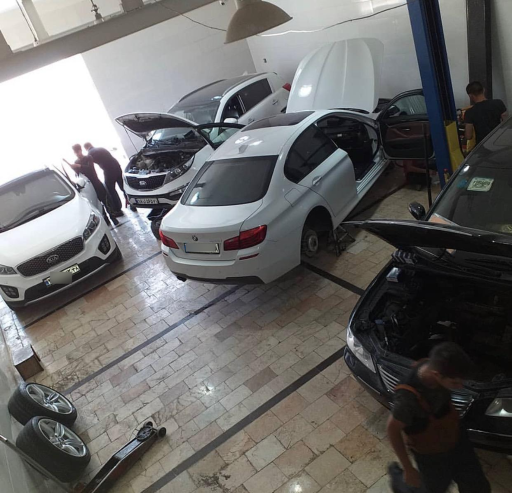 عکس خدمات خودرویی تاپ تیونینگ