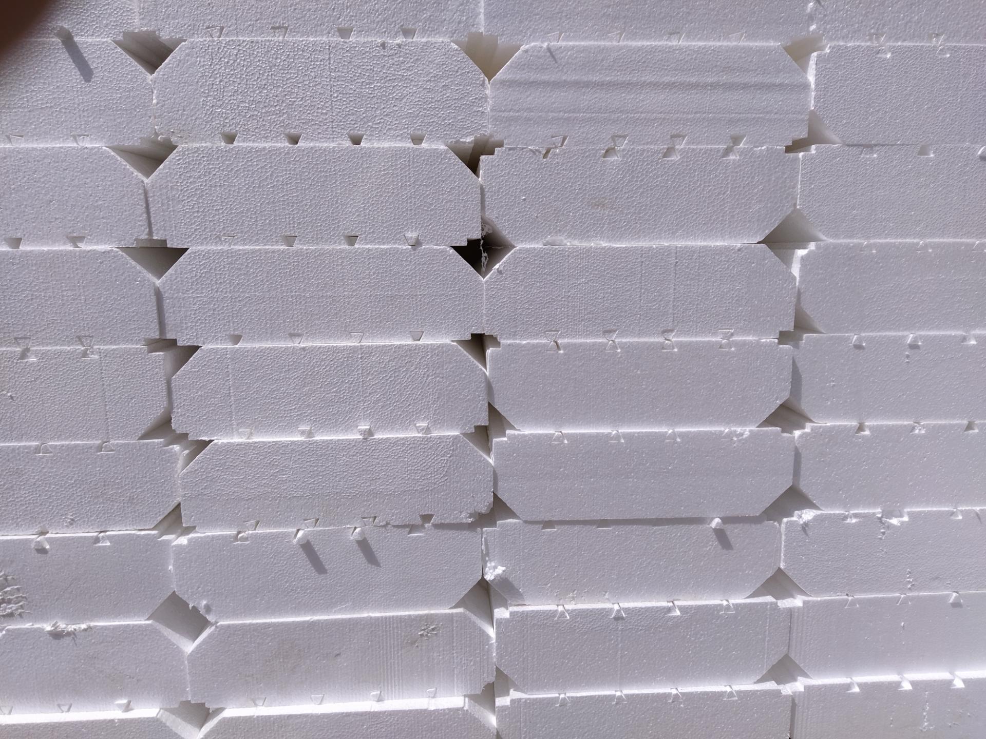 عکس تیرچه آکاستیو میلگرد (جنرال فوم)