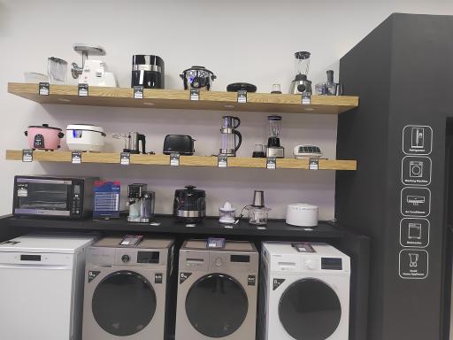 عکس فروشگاه زنجیره ای مرکزی مادیران بیرجند