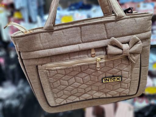 عکس سیسمونی فندق کوچولو