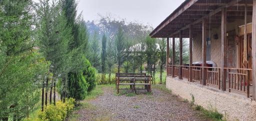 عکس اقامتگاه بومگردی گیلان تاج