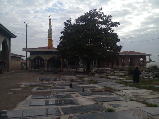 عکس آرامستان زیارت ور