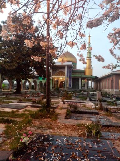 عکس آرامستان زیارت ور