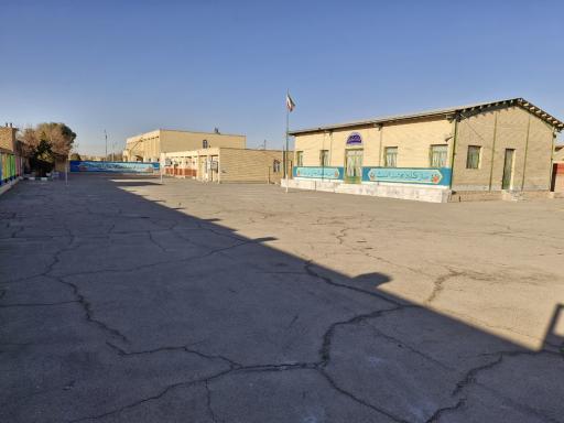 عکس دبستان دوره دوم شهیدان شایق و ابولی