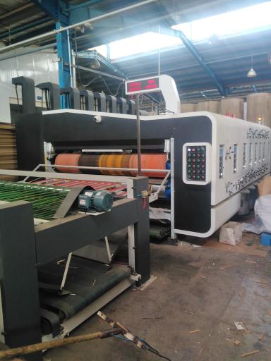 عکس اطلس کارتن تبریز