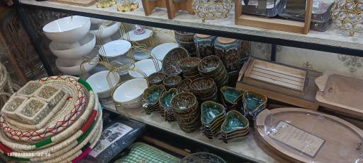 عکس فروشگاه سوغات وصنایع دستی