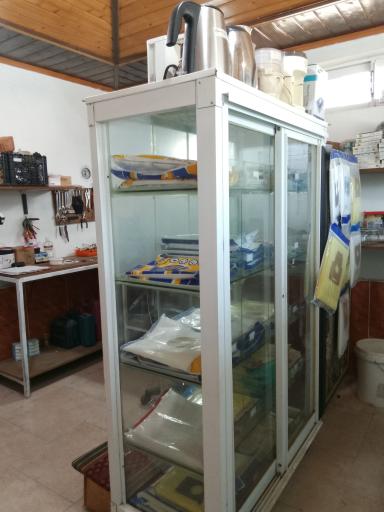 عکس تعمیرات لوازم خانگی بزرگمهر