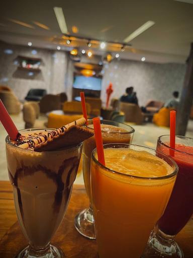 عکس کافه موزیک رودهن