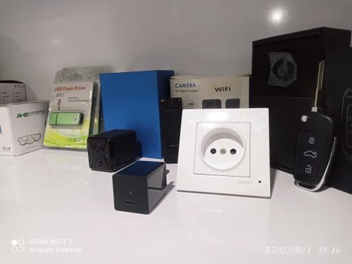 عکس خدمات فنی مهندسی و دوربین مداربسته چشم الکترونیک