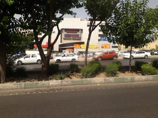 عکس مرکز خرید اریکه ایرانیان