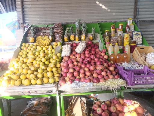 عکس میوه و تره بار من و احسان 2
