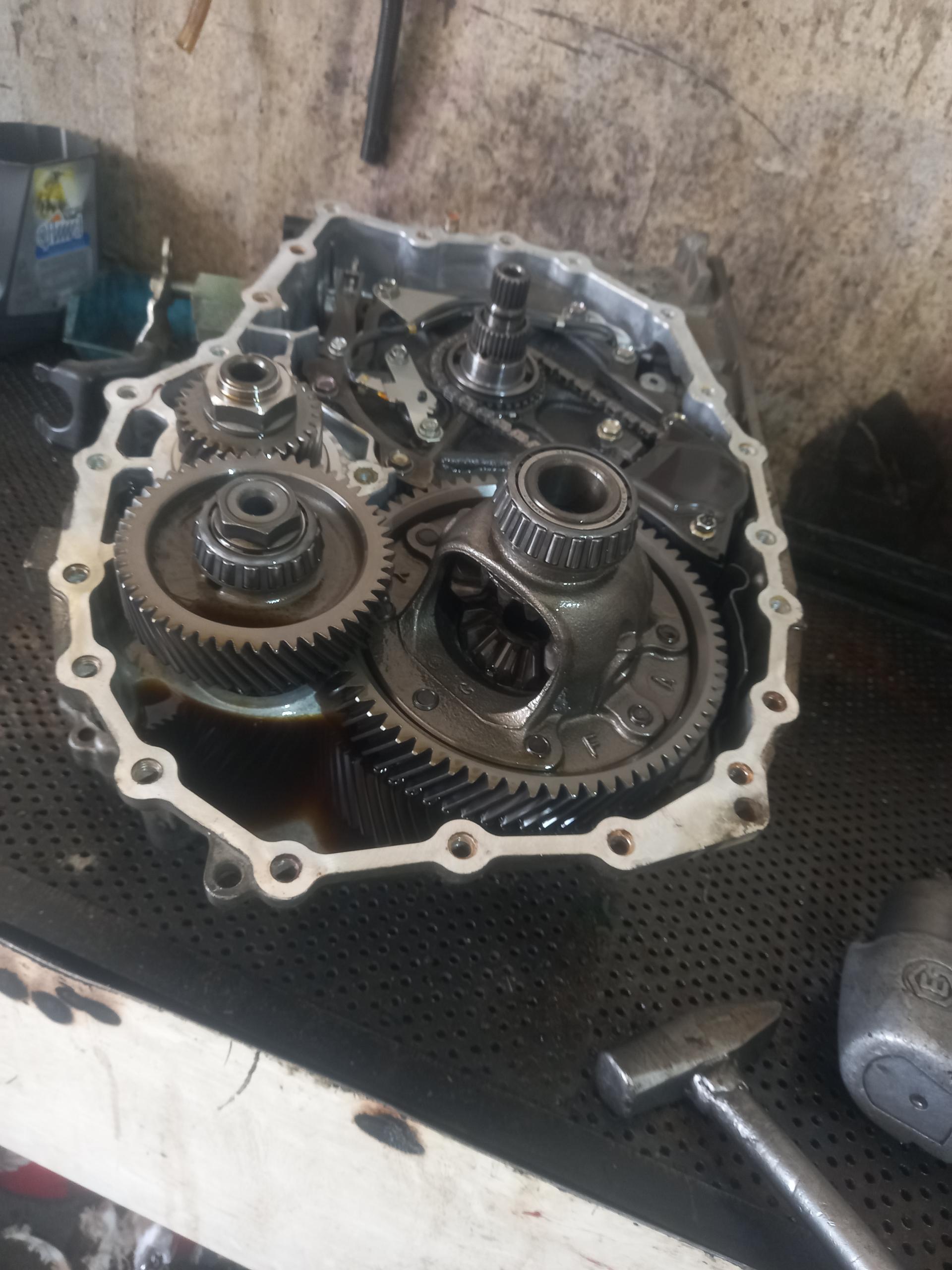 عکس تعمیرگاه رادمان 