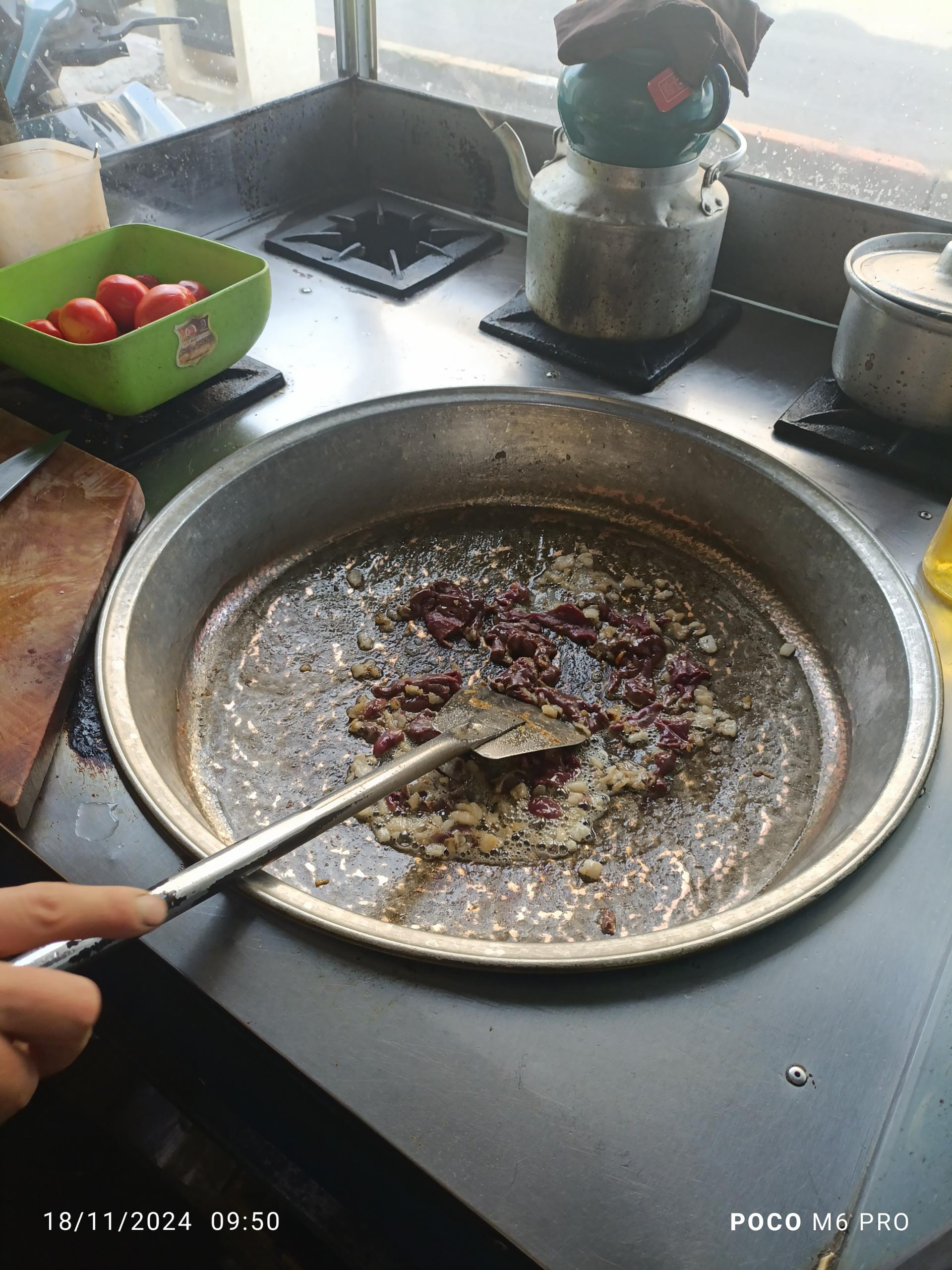 عکس جگرکی و‌ کبابی جغوربغور کلبه