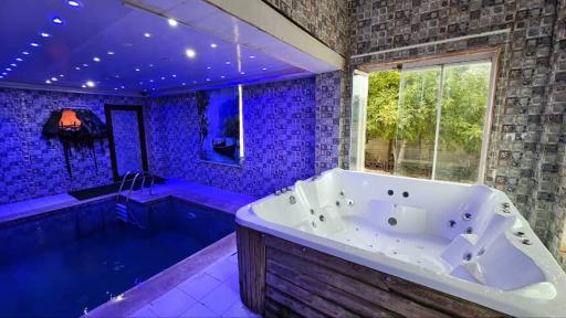 اقامتگاه گردشگری دامون