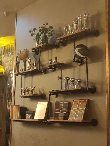 عکس رستوران تهران بین