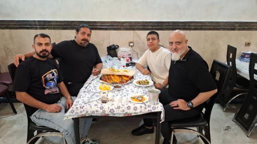 عکس رستوران ایرانی نشاط