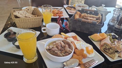 عکس رستوران تهران بین