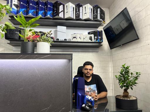 عکس فروشگاه حسین پور