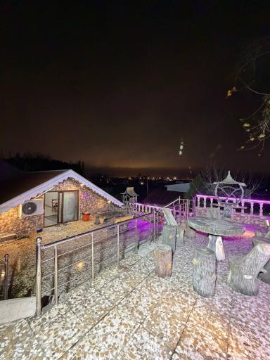 عکس اقامتگاه گردشگری دامون