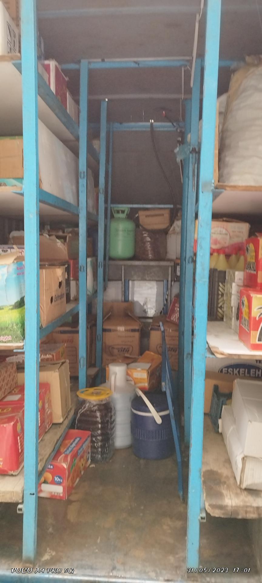 عکس خشکبار ملکی و پسران
