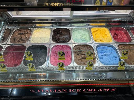 عکس بستنی عمو حسن