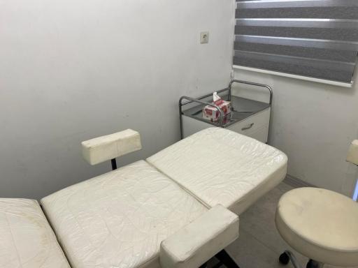 مرکز پوست و مو و زیبایی جماران