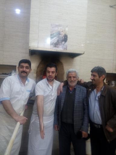 عکس نانوایی سنگک سنتی آذربیک