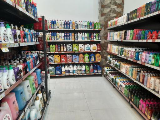 عکس فروشگاه زنجیره ای اتکا