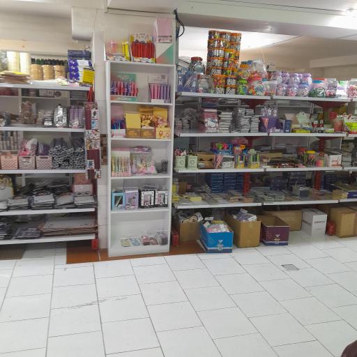 عکس پخش عمده لوازم تحریر پنسل