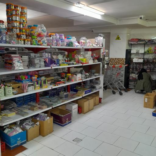 عکس پخش عمده لوازم تحریر پنسل