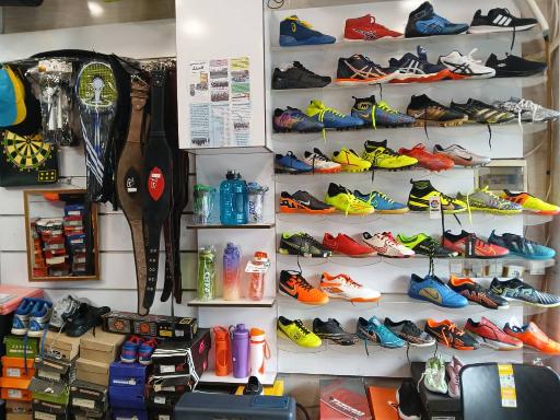 عکس فروشگاه ورزشی آبشار