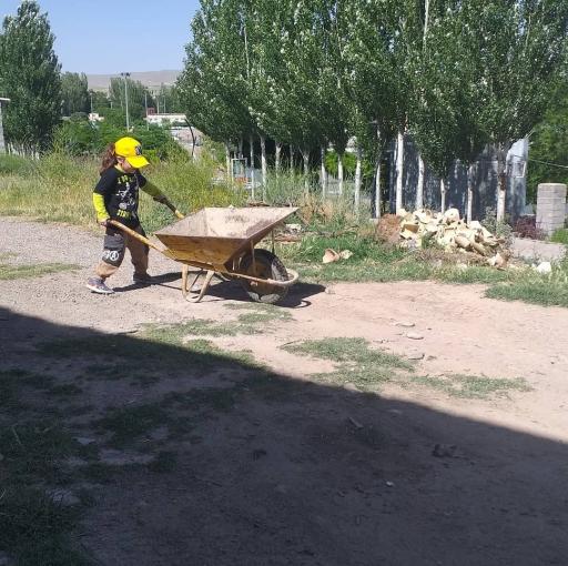 عکس گلخانه هگمتانه