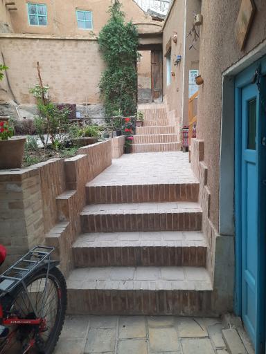 عکس خانه روحانی برزک