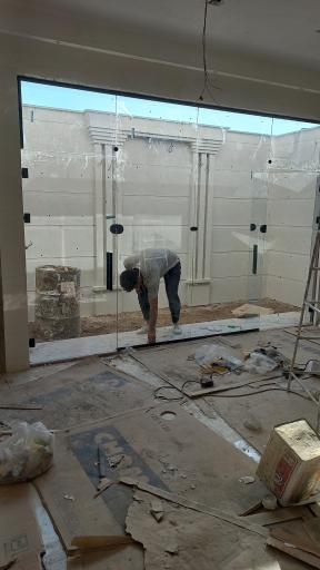 عکس کارگاه تولید درب و پنجره دوجداره upvc 