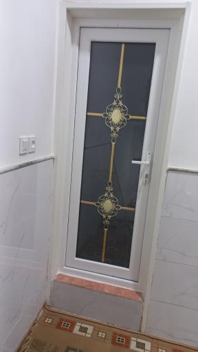 عکس کارگاه تولید درب و پنجره دوجداره upvc 