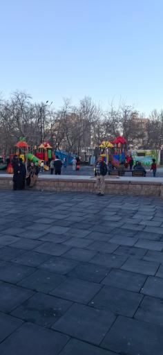 عکس زمین کودکان پارک ملت