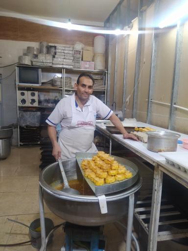 عکس شیرینی سرای امیر