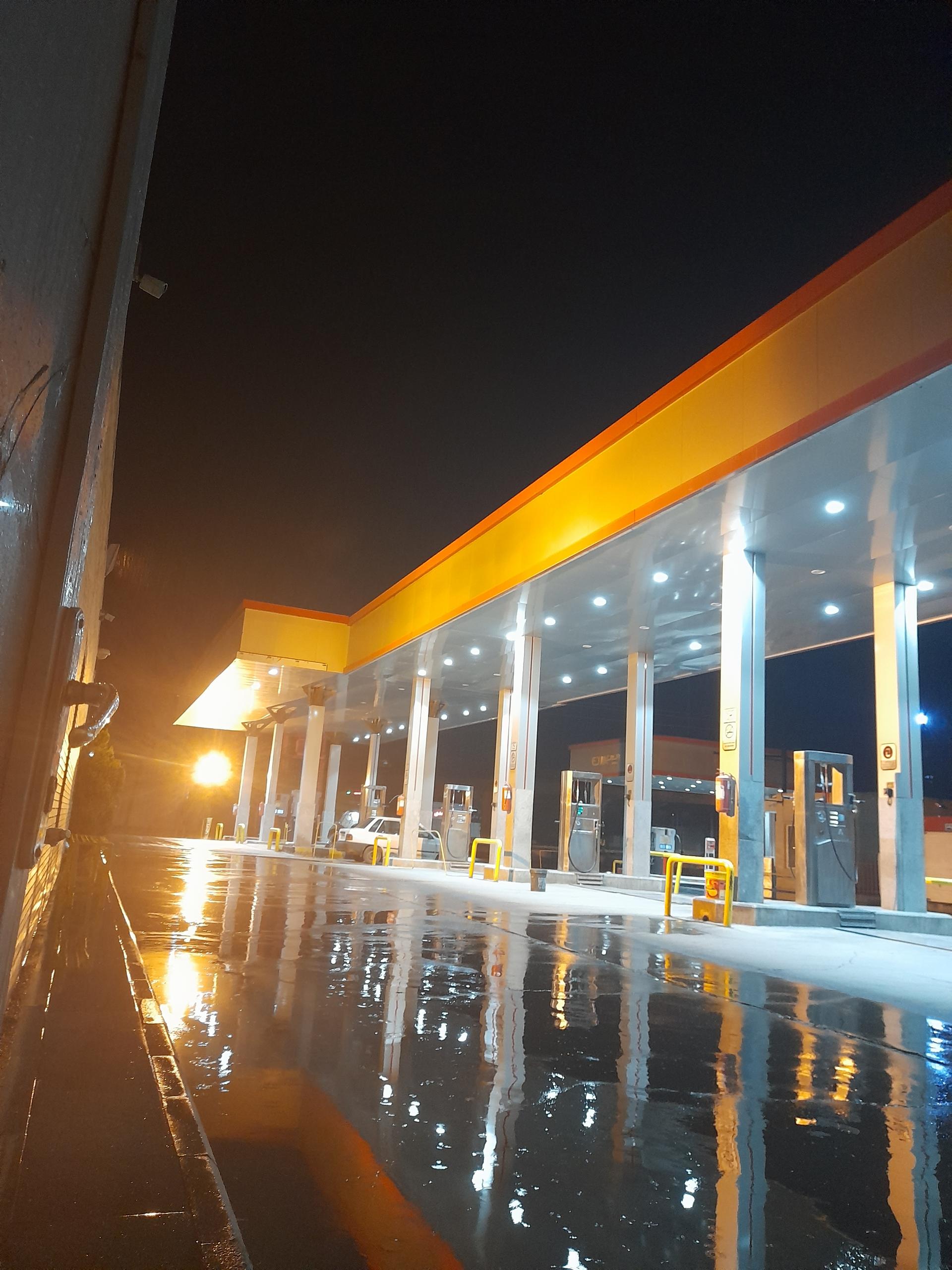 عکس جایگاه سوخت بقائی (بنزین و CNG)