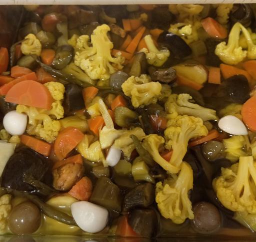 ترشیجات و عرقیات بهار نارنج