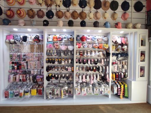 عکس فروشگاه آرتینا