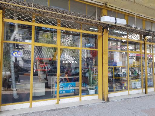 عکس فروشگاه لوازم یدکی موتورسیکلت بهرام رسول‌پور