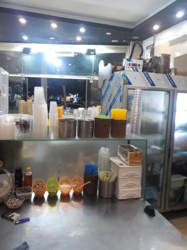 عکس بستنی معروف