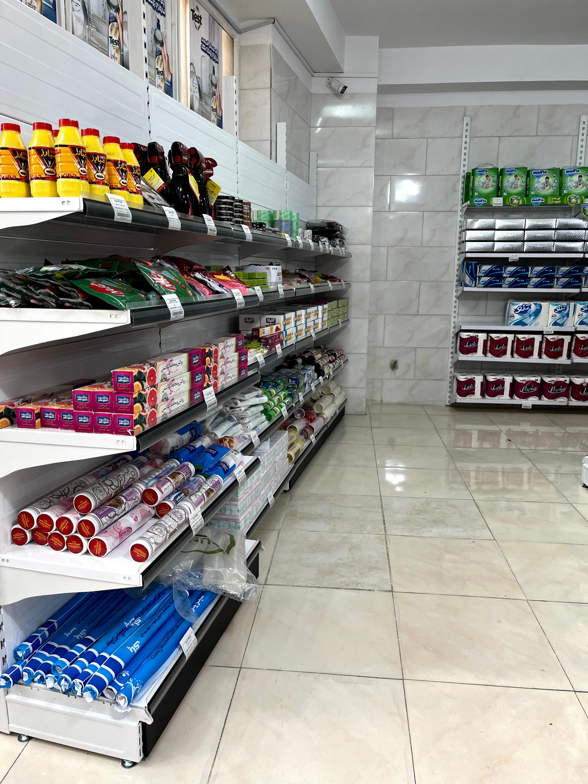 عکس هایپرمارکت شهریار