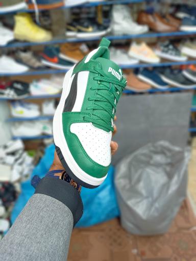 عکس فروشگاه کفش استوک لند